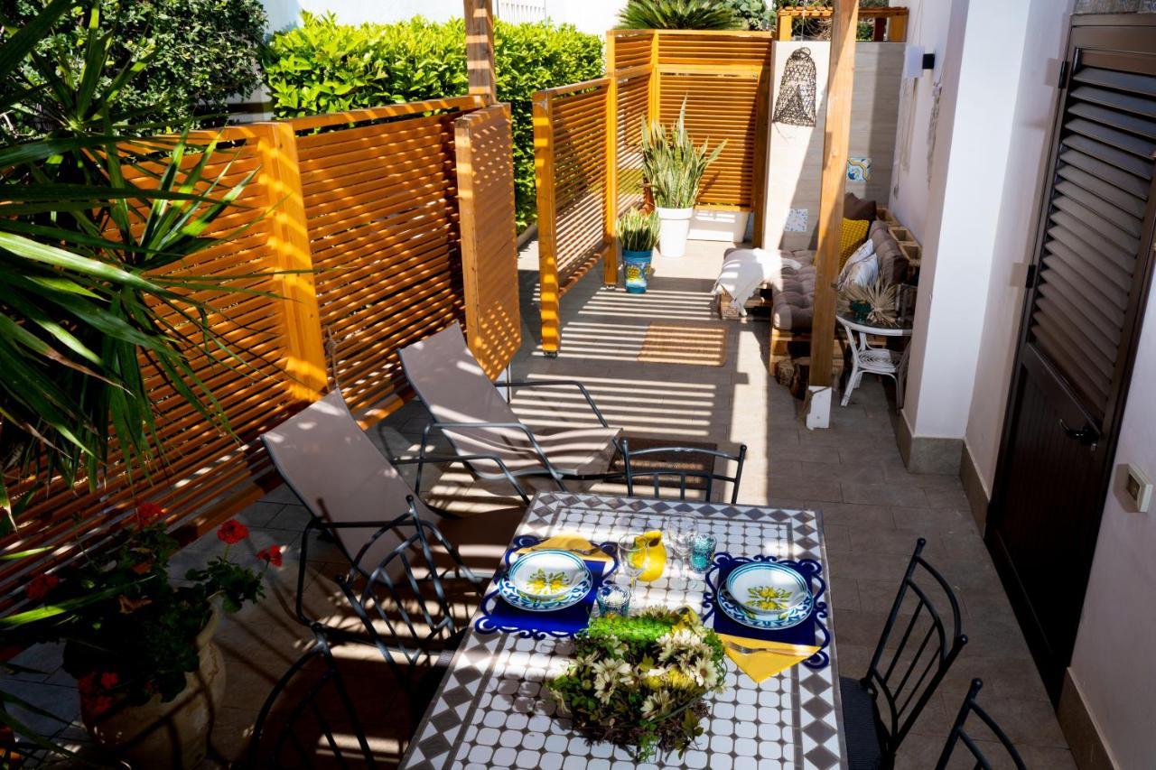 Villa Cinzia-150 Mt From The Beach Mondello Exterior foto